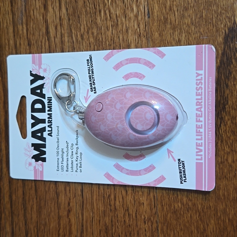 Mayday Personal Alarm - Keychain - Flashlight